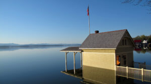 Rosslyn Boathouse under water spring/summer 2011.