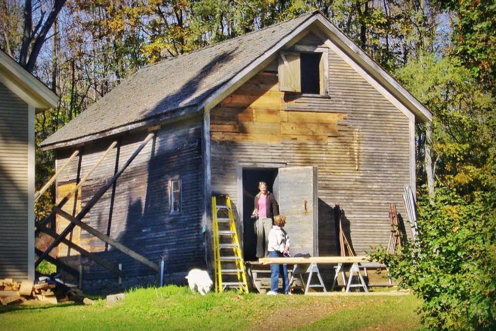 Preservation by Neglect: Icehouse, 2006 (Source: Geo Davis)