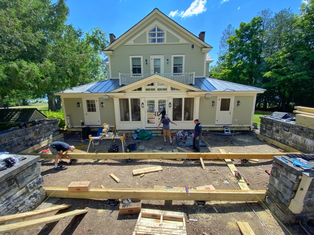 Deck Rebuild 2022: framing (Source: Geo Davis)