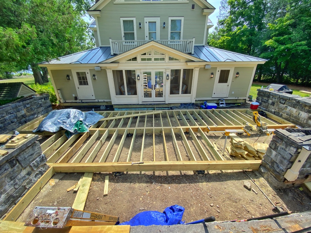 Deck Rebuild 2022: framing (Source: Geo Davis)