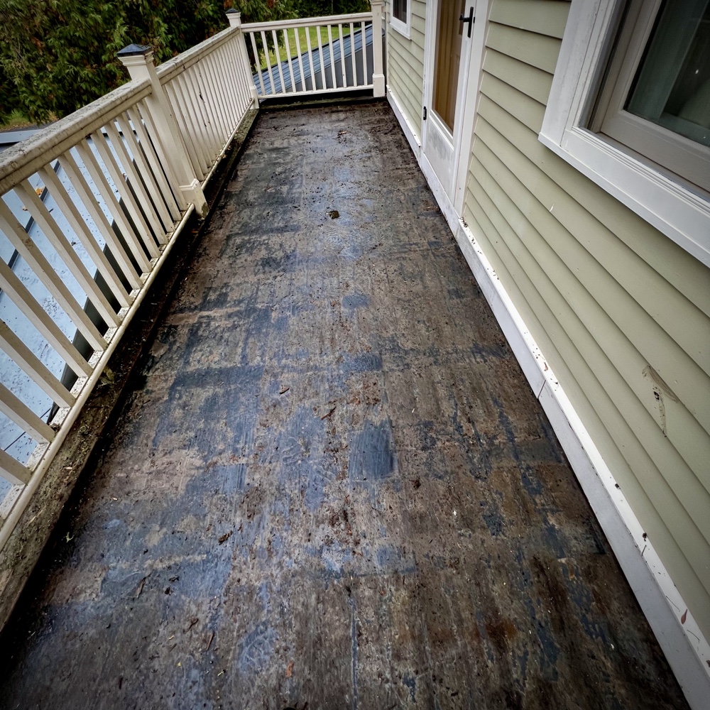 Undecking the Balcony (Source: R.P. Murphy)