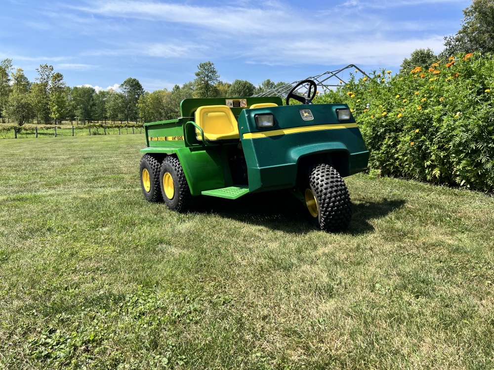 Re-Homing John Deere AMT 626 (Photo: R.P. Murphy)