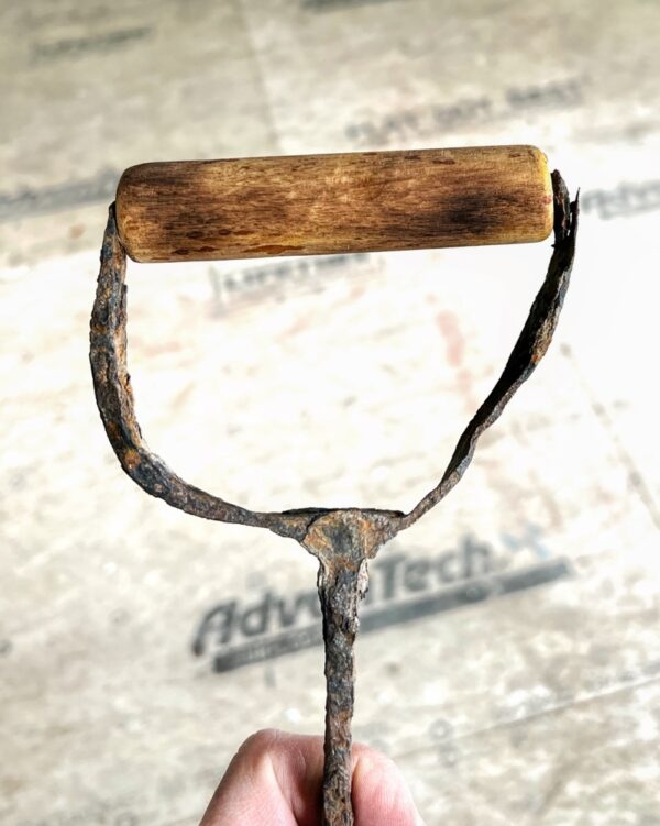 Upcycled Christmas Gift 2022: antique ice hook with handmade handle (Photo: R.P. Murphy)