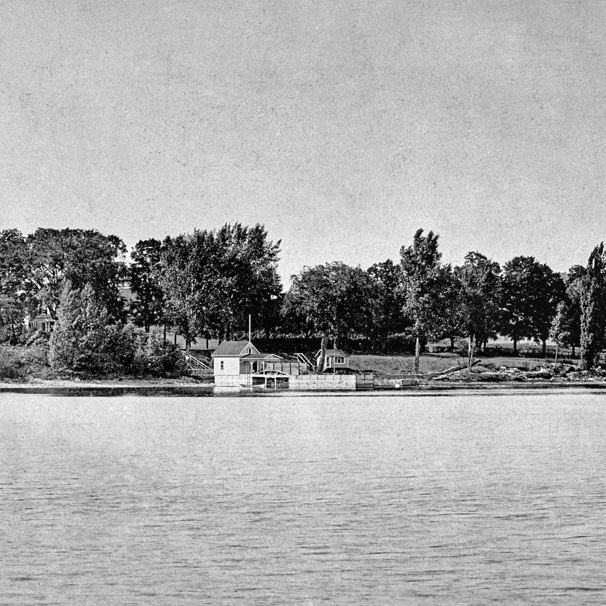 Rosslyn Boathouse (Photo via Todd Goff)