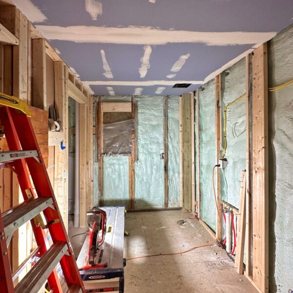 Ceiling Sheetrock Complete (Photo: Geo Davis)