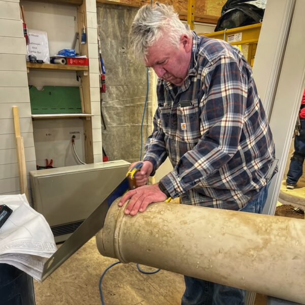 Peter Re-tuning Columns (Photo: R.P. Murphy)