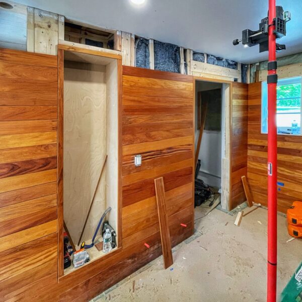 Garapa Paneling Progress in Icehouse Bathroom (Photo: R.P. Murphy)