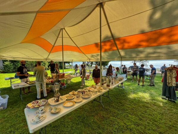 Under the Tent (Photo: Susan Bacot-Davis)