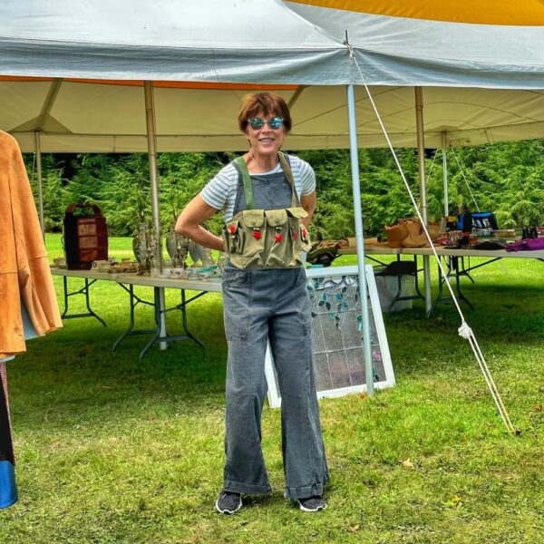 Cheri Models Yard Sale Fashion (Photo: Geo Davis)