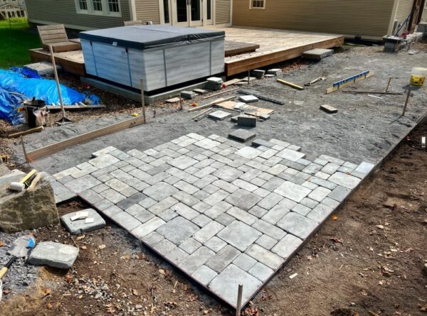 Stone Paving Icehouse Courtyard​ (Photo: Tony Foster)