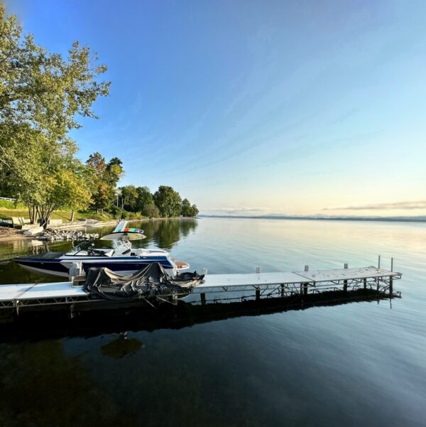 Undocking: Getting Nautique Ready (Photo: Susan Bacot-Davis)