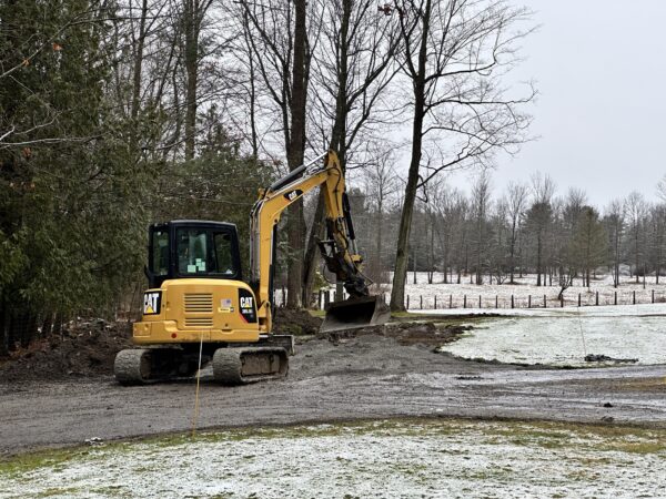 Driveway Tuneup, December 2023 (Photo: Geo Davis)