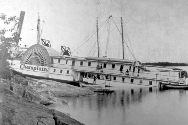 Champlain II aground (Source: Lake Champlain Maritime Museum)