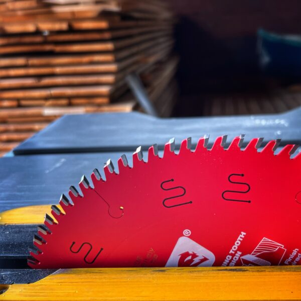 Tree-to-Timber: finish blade on (Photo: Tony Foster)