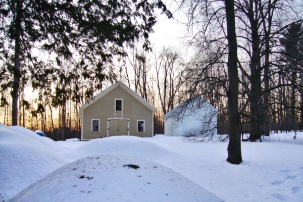 Rosslyn Barns, March 8, 2007 (Photo: Geo Davis)