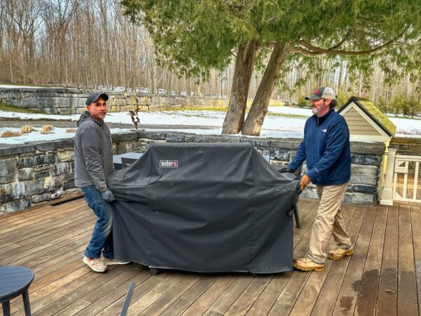 Tony and Glen with Grill (Photo: Geo Davis)